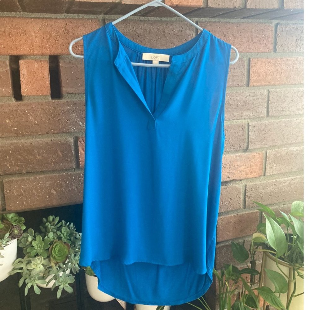 Ann Taylor Loft - Blue Rayon Tank (Med)